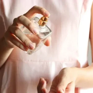 Giải đáp: Nước hoa có đuổi được mỗi không?